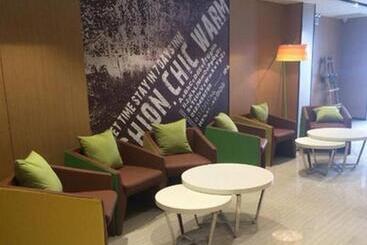 Iu Hotel Tianjin Youyi Road Meijiang Exhibition Meiniu Metro Station