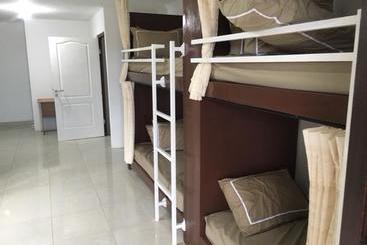 هتل Bali Utopia Backpacker