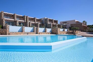 هتل Mirabello Bay Luxury Resort