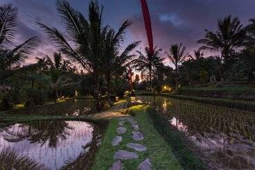 בית מלון כפרי Prana Dewi Mountain Resort