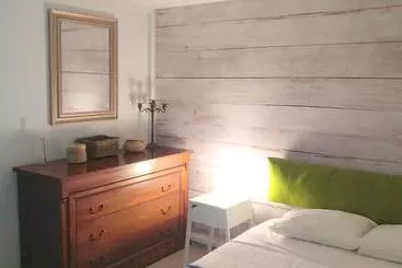 Apart Hotel Like Home Gedera