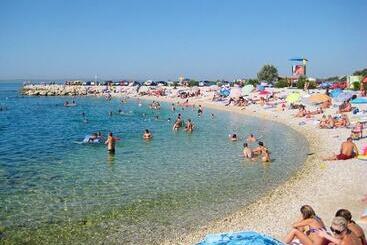 ホテル Apartment Branka