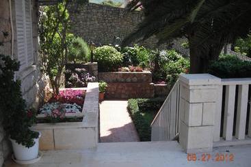 Hotel Karolina's House