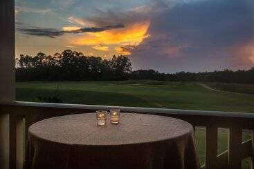 בית מלון כפרי Cateechee