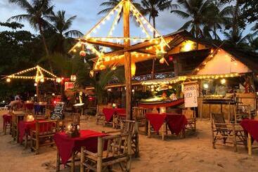 Hotel Moonwalk Lanta Resort