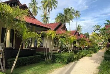 ホテル Moonwalk Lanta Resort