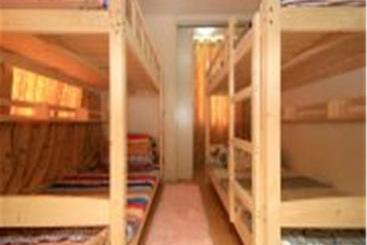 Отель Yantai Music Theme Youth Hostel