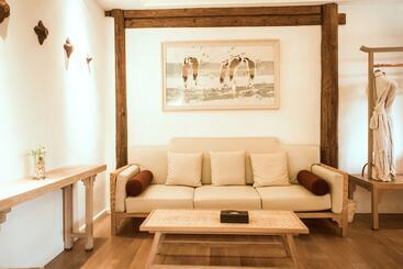 Ivy Garden Hotels & Resorts   Lijiang Henghehao