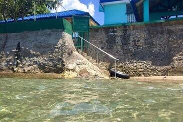 Hotel Bamboo Paradise Beach Resort