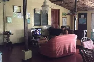 Hotel Bamboo Paradise Beach Resort