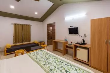 ホテル Saavaj Resort, Sasan Gir   Where Wilderness Meets Luxury