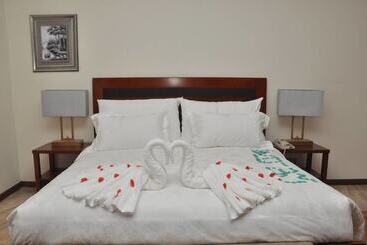 فندق The Apartel