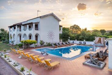 ホテル Villa Del Sol Corfu