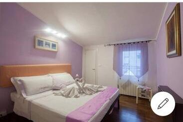 Hôtel Affittacamere La Mansarda Del Centro