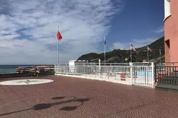 Hotel Affittacamere Levantomare