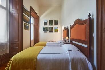 فندق Casadacidade