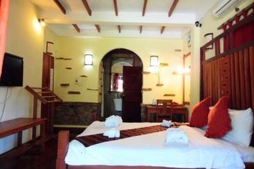 Hotell Chaluenxay Villa