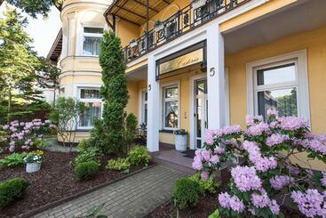 호텔 Villa Casteria