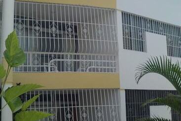 ホテル Condo Carla