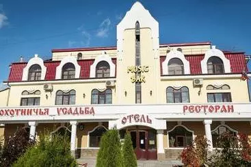 Hôtel Ohotnichia Usadba