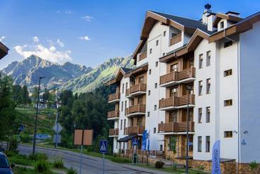 ホテル Priyut Pandy