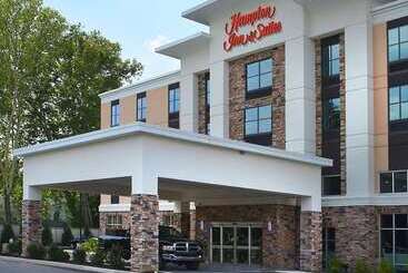 Отель Hampton Inn & Suites Philadelphia/media