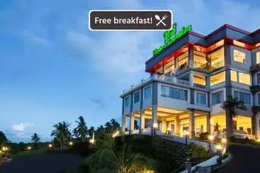 ホテル Santika Luwuk   Sulawesi Tengah