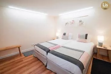 Lis Apartments