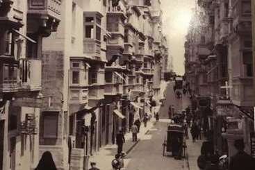 Pensionat 66 Saint Paul S & Spa