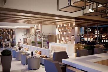 Ac Hotel By Marriott Santa Marta