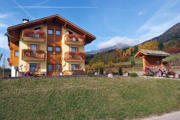 ホテル Agritur Maso Chemela