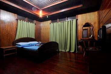 호텔 Pems Pension And Restaurant