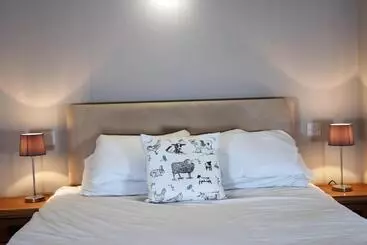 Hotel The Tollemache Arms