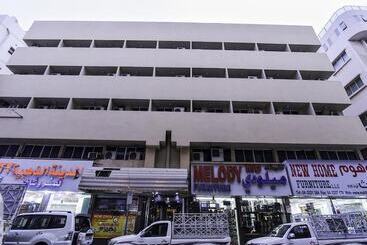 Melody Queen Hotel By Aura