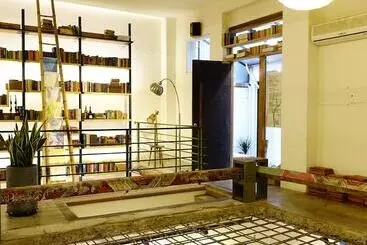 هتل Cao Ji Book Inn Hostel