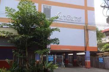 Hotell Chanathinat Place