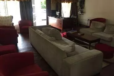 هتل Roysam Lodge