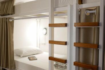 בית מלון כפרי Neat Hostel