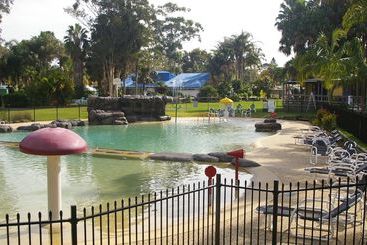 호텔 Smugglers Cove Holiday Village