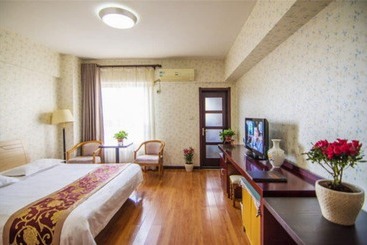 Hotel Golden Tree Business