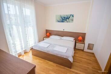 ツーリストアパートメント Villa Zora