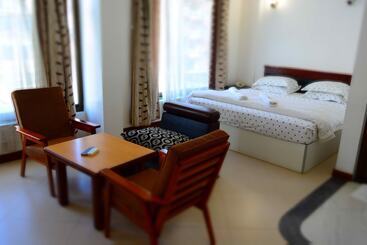 호텔 Florida Executive Inn