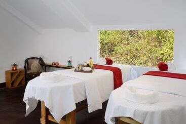 בית מלון כפרי Shaantam Resorts & Spa