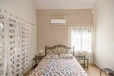 Vakantie-appartementen Guesthouser 1 Bhk Apartment In   84f8