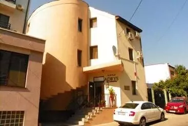 Hotel Adrys Boutique Villa
