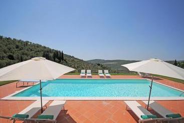 شقق خاصة سياحية Vistarenni Cottage