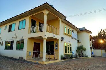 Hotel Kcs Guest House