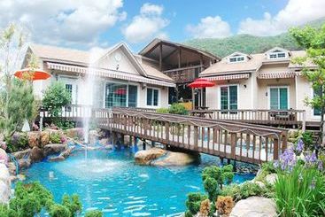 Apartamentos turísticos Yangsan Poonghodae Pension