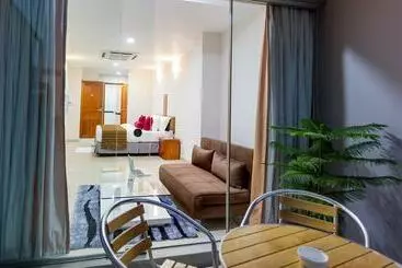 Hotel Beehive Central