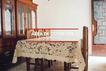 Hostal Doña María   Hostel